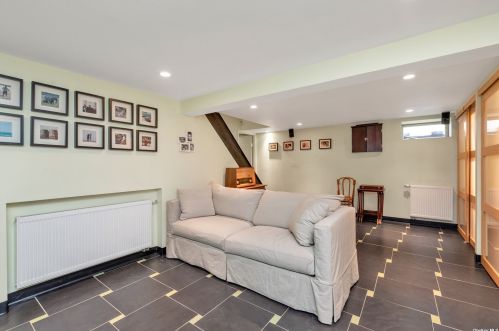 53 Webster St, Floral Park NY  11001-3609 exterior