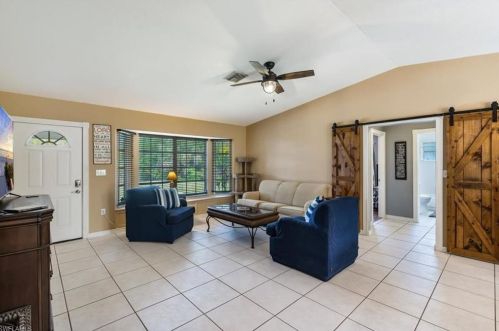 80 Logan Blvd, Naples FL  34119-2540 exterior