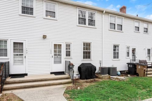 190 Sylvan Knoll Rd, Stamford CT  06902-5356 exterior