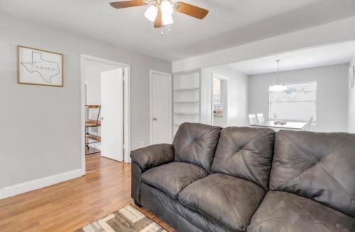 3109 Gus Thomasson Rd, Dallas, TX 75228-3105