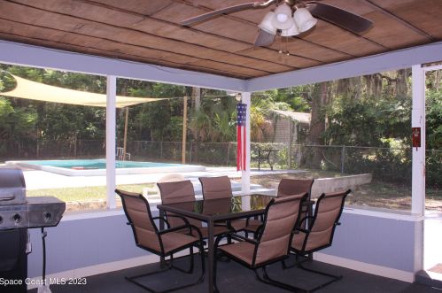 75 Hilltop Dr, Titusville FL  32796-2530 exterior