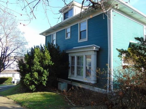437 Shady Ave, North Charleroi, PA 15022-1266
