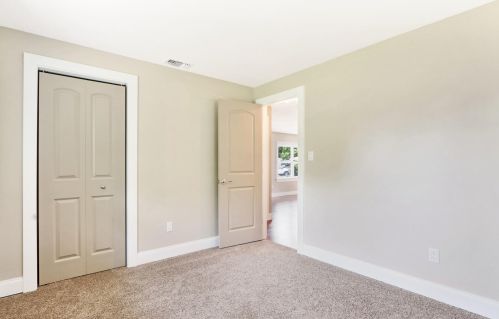 107 Tropic Ct, Fort Pierce FL  34946-1257 exterior