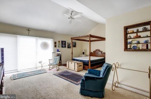 26 Manchester Ct, Berwyn PA  19312-1863 exterior