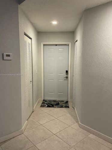 6308 170th Ter, Hialeah, FL 33015-4633