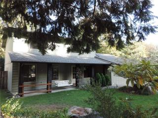 4528 Frontier Dr, Olympia, WA 98501-4955