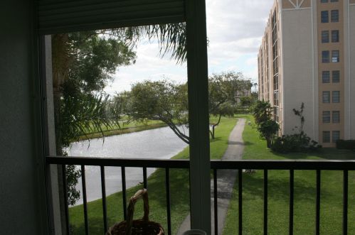 14375 Strathmore Ln, Delray Beach FL  33446-3025 exterior