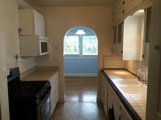 4920 7th Ave, Sacramento CA  95820-1507 exterior
