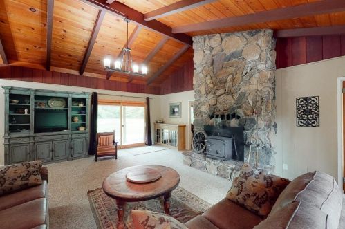 17275 Ladino Ave, Lake Wildwood, CA 95946-9754