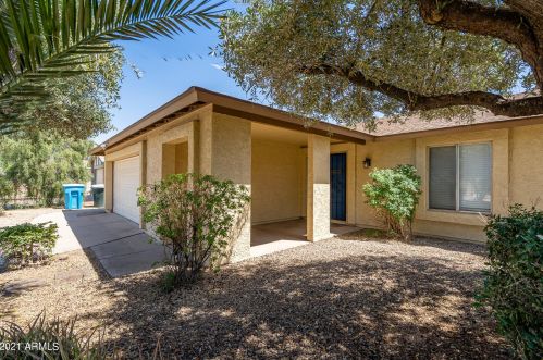 4239 101st Ave, Phoenix, AZ 85037-5642