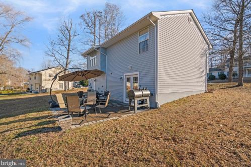 10909 Heatherwood Dr, Spotsylvania VA  22553-1669 exterior