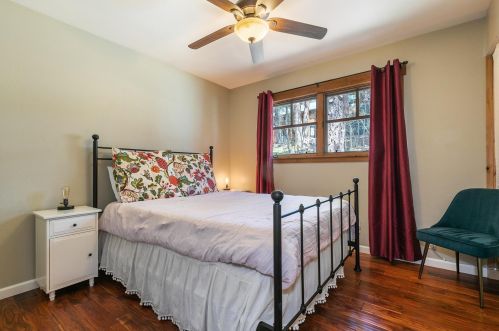 10146 Olympic Blvd, Truckee CA  96161-1701 exterior