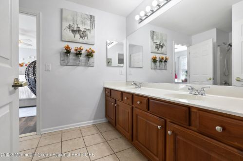 2 Wilson Blvd, Jackson Twp NJ  08527-3433 exterior