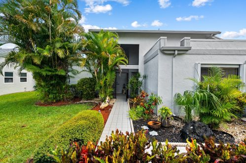 3160 15th St, Delray Beach, FL 33445-7612