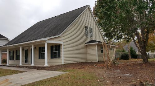 1628 Baltusrol Ln, Mount Pleasant SC  29466-9005 exterior