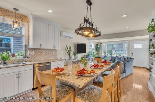 57 Barberie Ave, Monmouth Hills NJ  07732-1518 exterior