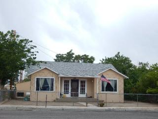 137 Payne St, Aberdeen, CA