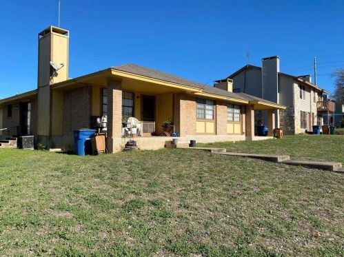 9604 Night Star Dr, Del Valle, TX 78617-2505