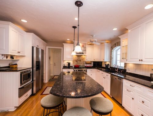 13545 Maple Ridge Rd, Waukesha, WI 53151-6980