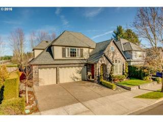 7045 Fallen Leaf St, Wilsonville, OR 97070-8871