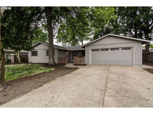 3711 Coffey Ln, Newberg, OR 97132-1595