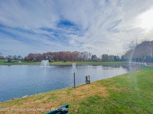 36 Winding River Rd, Lakewood NJ  08701-5733 exterior