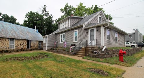 301 Rochester St, Mukwonago WI  53149-1359 exterior