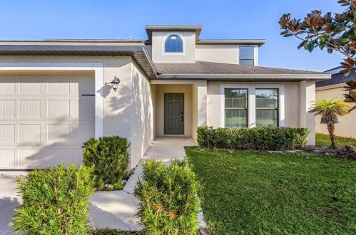 306 Shadow Lakes Dr, Lehigh Acres FL  33974-0807 exterior