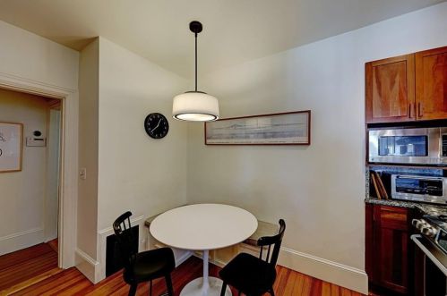 690 Angell St, Providence RI 02906-5309 exterior