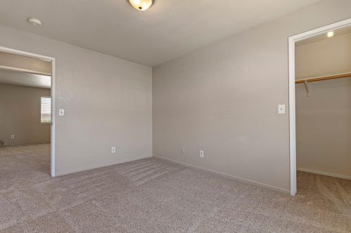 1026 Acaciawood Ct, Los Banos CA  93635-2937 exterior