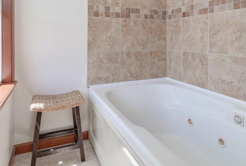 3442 Red Pine Ct, Darbydale OH  43123-3819 exterior