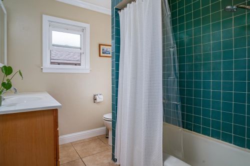 1738 Goodwin St, Seaside CA  93955-4414 exterior