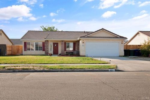 601 Sandcastle Ave, Lemoore, CA 93245-1788