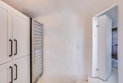 400 Camino Alturas, Palm Springs CA  92264-8996 exterior