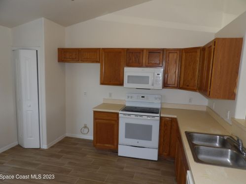2230 Barna Ave, Titusville, FL 32780-4648