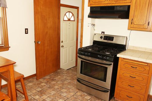 1638 Howard Ave, Milwaukee WI 53221-1928 exterior