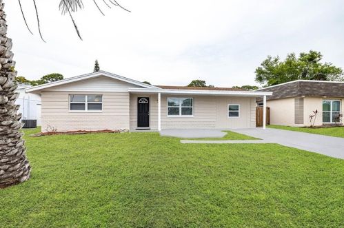3913 Claremont Dr, New Port Richey FL  34652-5608 exterior
