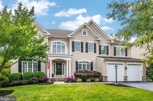 43925 Riverpoint Dr, Leesburg, VA 20176-8202