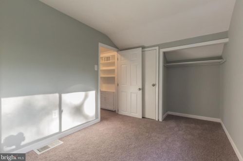 413 49th St, Camden NJ  08110-3910 exterior