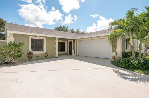 7374 Willow Springs Cir, Boynton Beach, FL 33436-9416