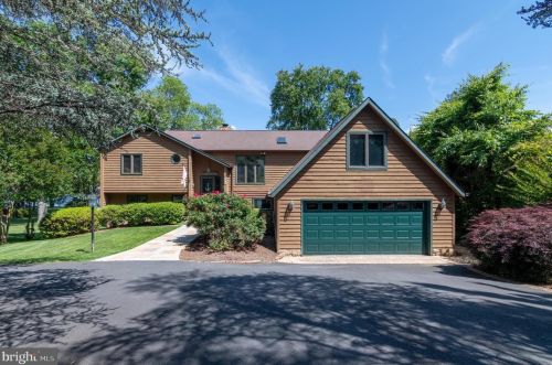 404 Harrison Cir, Locust Grove, VA 22508-5315