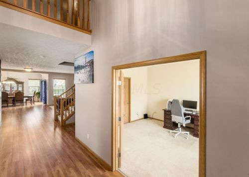 376 Enos Loomis St, Pataskala OH  43062-8160 exterior