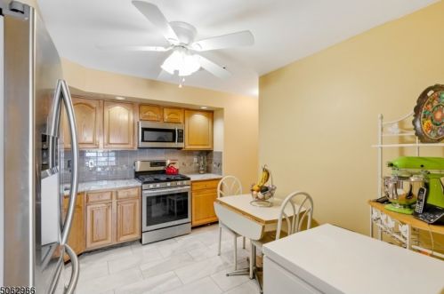 30 Marrow St, Newark NJ  07103-3151 exterior