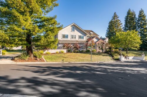 4055 Oak Manor Ct, Hayward, CA 94542-1445