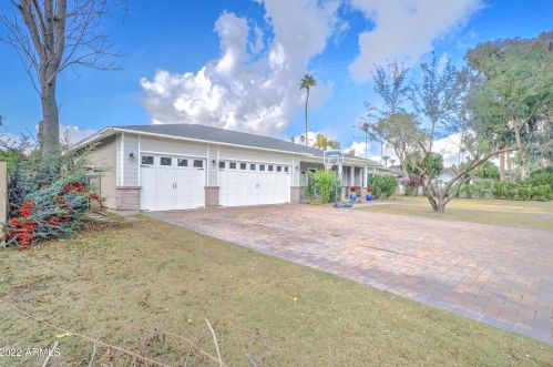 7834 11th Ave, Phoenix, AZ 85021-7113