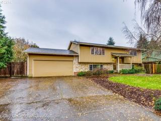 13301 4th Ave, Vancouver, WA 98685-2595