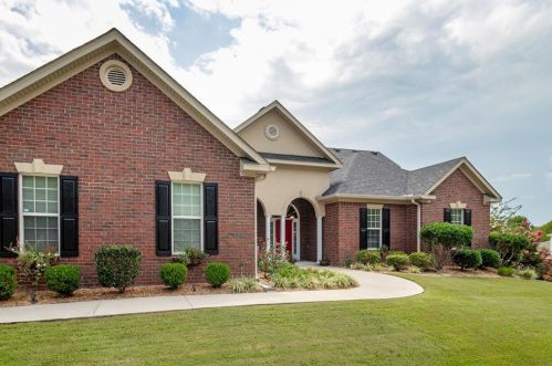 111 Kenilworth Dr, North Augusta, SC 29860-8027