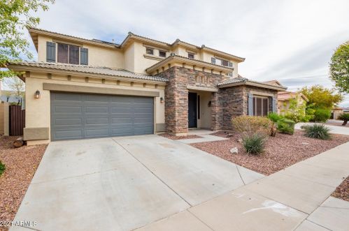 16722 Lariat Ln, Sun City, AZ 85387-6813