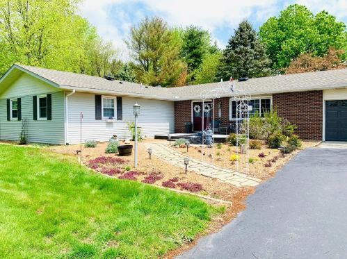 221 150, Valpo IN  46383-9559 exterior