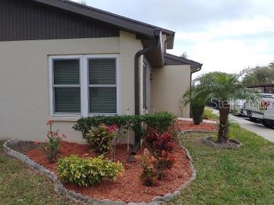 3801 Sailmaker Ln, Tarpon Springs, FL 34691-5200